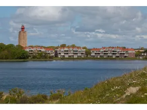 Bright Apartment Near Beach - Image 4