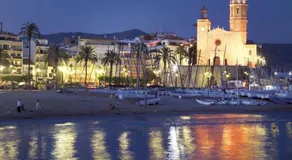 Marina Beach Aiguadolç Sitges - Image 4