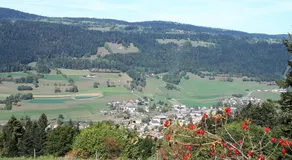 Halte au pied du Creux du Van - Image 5