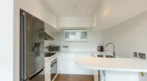 Quirky loft style apartment, 3DBR, Battersea - Image 5