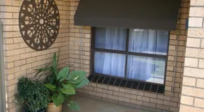 The Den on Diamond Drive - Image 5
