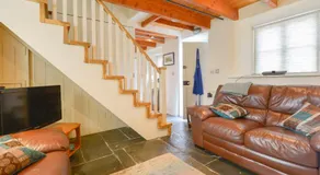 3 Newhall Green, ST TEATH - Image 4