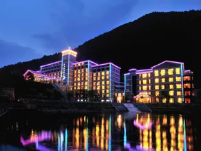 Chongdugou Water View Hotel - Image 2