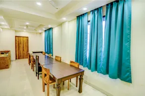 FabHotel Shiv Rachna - Image 3