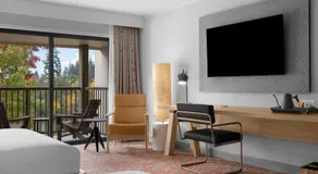 Valley River Inn - Image 2