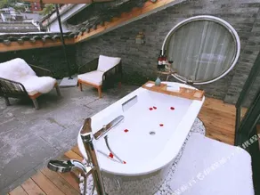 Fenghuang Yunqiao Free River View Boutique Homestay (Fenghuang Ancient City Yunqiao Branch) - Image 5