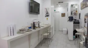 Metronia Guest House - Image 2