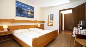Dorfgasthof Hotel Staberhof - Image 2