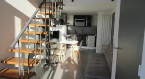 Maisonnette avec terrasse et parking - Image 4