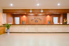 RedDoorz Plus at Plaza Hotel Tanjung Pinang - Image 3