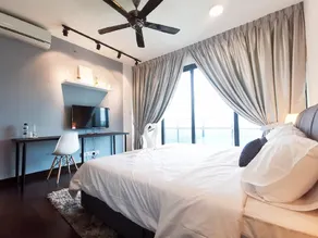 Almas Suites by RR JBcity - Image 2