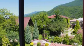 Royal Edena - Image 3