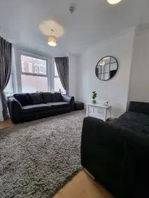 23 Woodhouse - Image 2