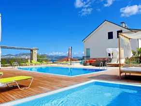 Apartments Kula - Image 3