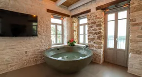 Pargas Distillery Suites - Image 3