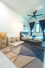 Comfy Studio Room by Moowin - Image 2
