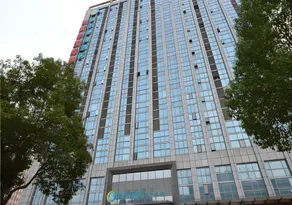City Comfort Inn Wuhan Guanggu Finance Port - Image 3