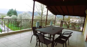 Menelais Guesthouse - Image 2