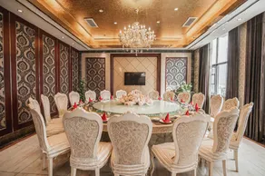 Jinghu Hotel - Image 3