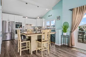 Bearfoot Bungalow - Image 4