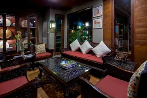 Baan Lapoon Hotel - Image 2
