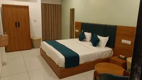 Royal Home Stay - Image 5