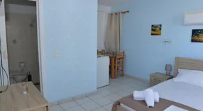 Blue Rooms - Image 5
