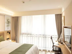 Green Tree Inn Fuyang Funan County Tianzhu Square - Image 3
