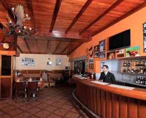 Yarlam Portico Resort - Image 3