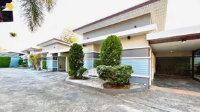 Moonla Boutique Resort - Image 5