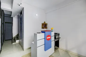 OYO 804782 Yadav Residency - Image 5