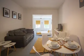 Hereford City - Victory Apartment - Modern Studio In Vibrant Popular Area of Hereford - Hosted by RENTMYHOUSE - Image 3