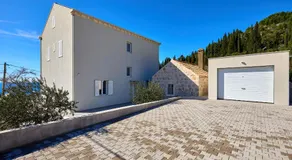 Hedera Estate House Hedera III - Image 4
