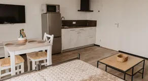 Work and Stay - Image 3