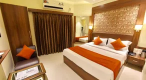 Hotel Heritage - Near Navrangpura - Image 2