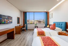 Heping Hotel - Image 2