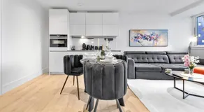 Stylish Retreats on Olympic Way - Image 2