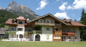 Residence Holiday - Image 5