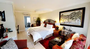 Gordon's Beach Lodge - Image 2