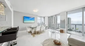 Million Dollar Waterfront Penthouse - Image 2