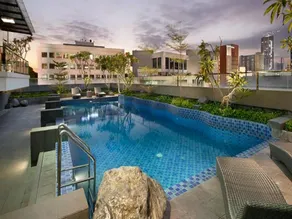 CROWN PRINCE Hotel Surabaya Managed by Midtown Indonesia - Image 2