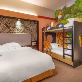 Chimelong Hotel - Image 5