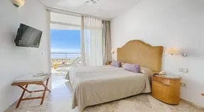 Puerto Anfi Luxury Penthouse Sleeps 9 Amazing Sea Views - Image 2