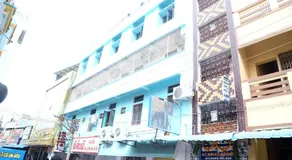 sri mahalakshmi guest house - Image 4