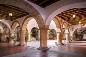 EL LUGAR - Image 5