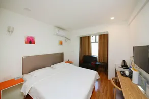 New Kyoto Hotel (Second Middle School Branch) - Image 3