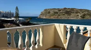Meltemi Beach Apartment - Image 3
