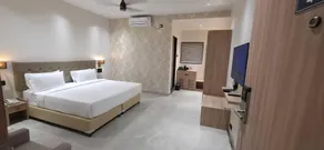 Palette Hotel and Resort Pandharpur Bus Terminal - Image 2