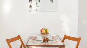 Victoria Studios & Apartments - Image 3