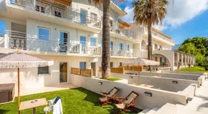 Coudour Boutique Hotel - Image 2